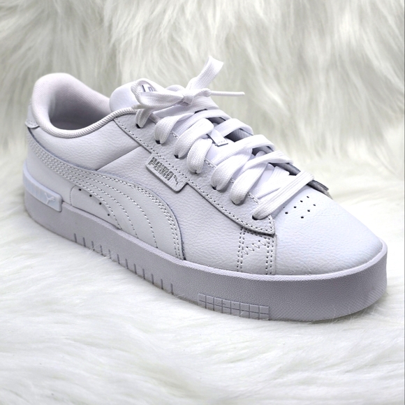 Puma Classic White Leather Sneakers/ Like New -- Size 7 - Picture 1 of 7